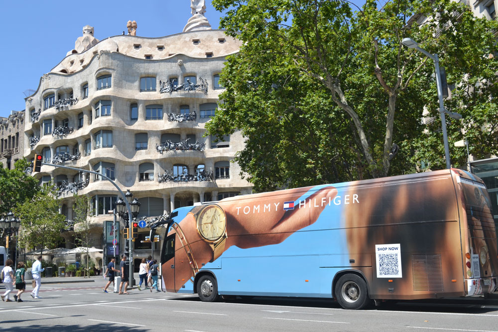 vehículos autobuses promocionales en Barcelona